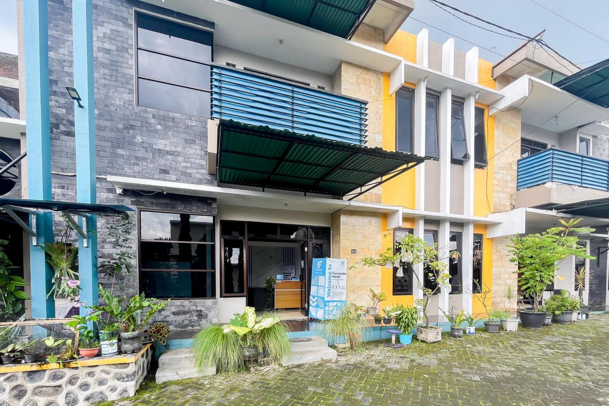 Forzando House Redpartner Near Universitas Muhammadiyah Malang Hotel Exterior photo